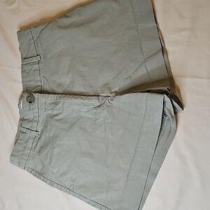 H&M Sage Green Preppy Chino Shorts Size 2 Cotton Blend
